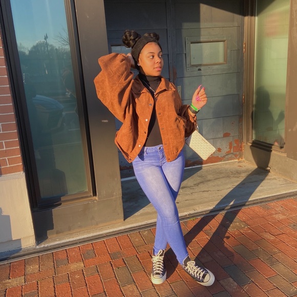 Meet your Posher, Skylar - Picture 1 of 1